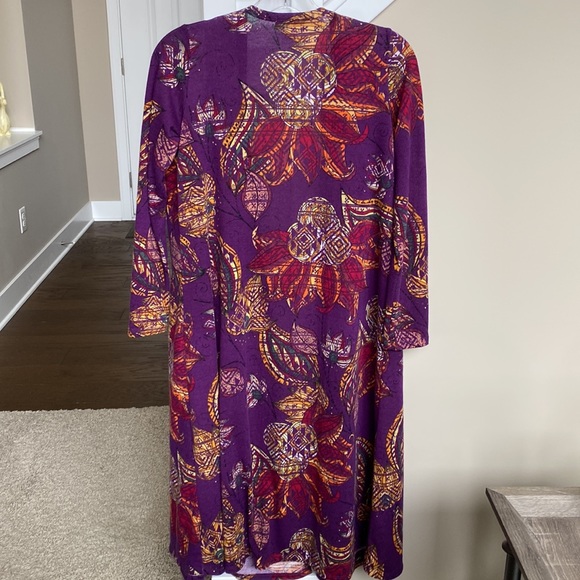 LulaRoe patterned duster - Picture 3 of 6